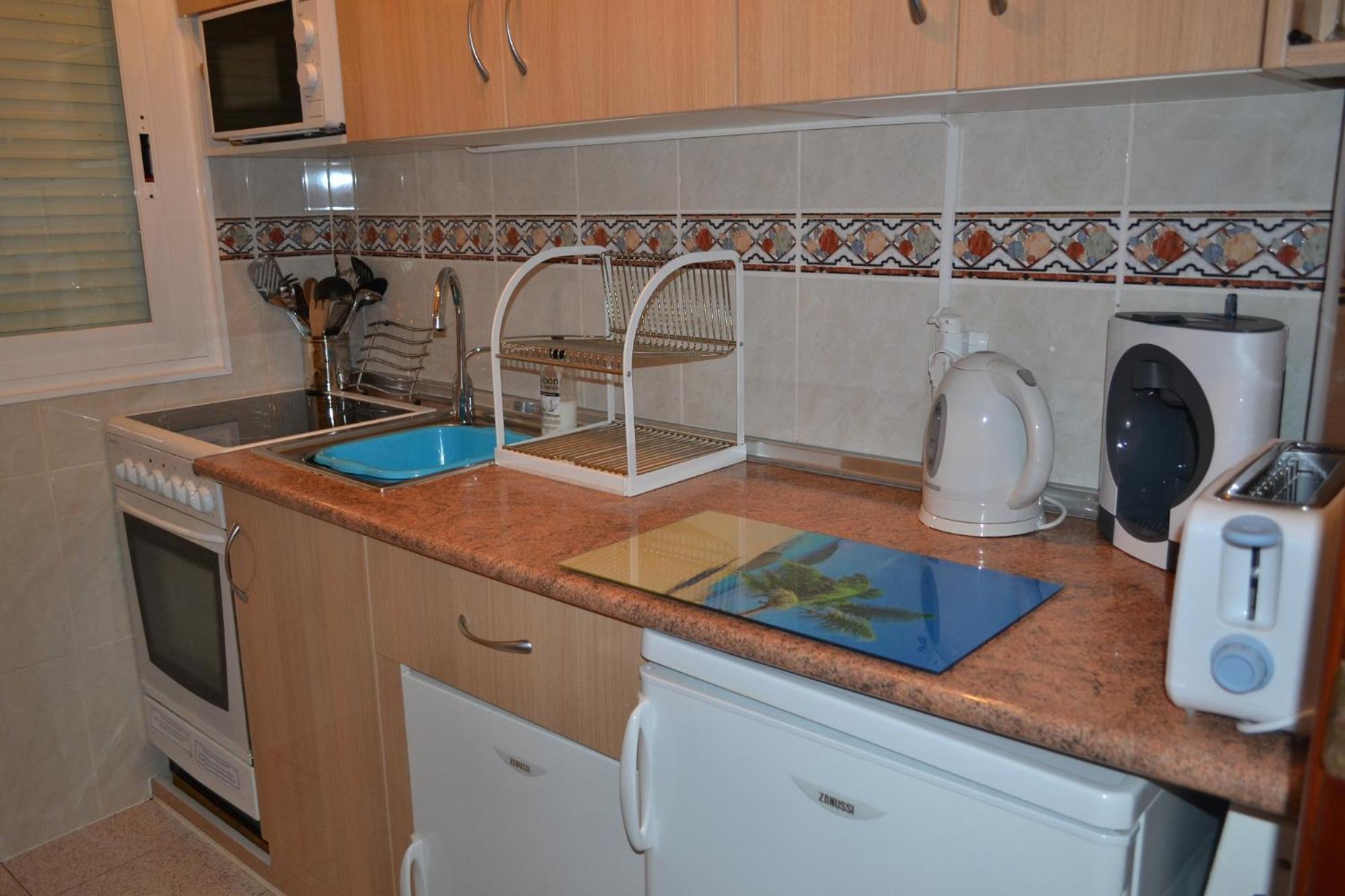 Spacious 1 Bedroom Apartment, Beach Front, Torrox Costa Zewnętrze zdjęcie